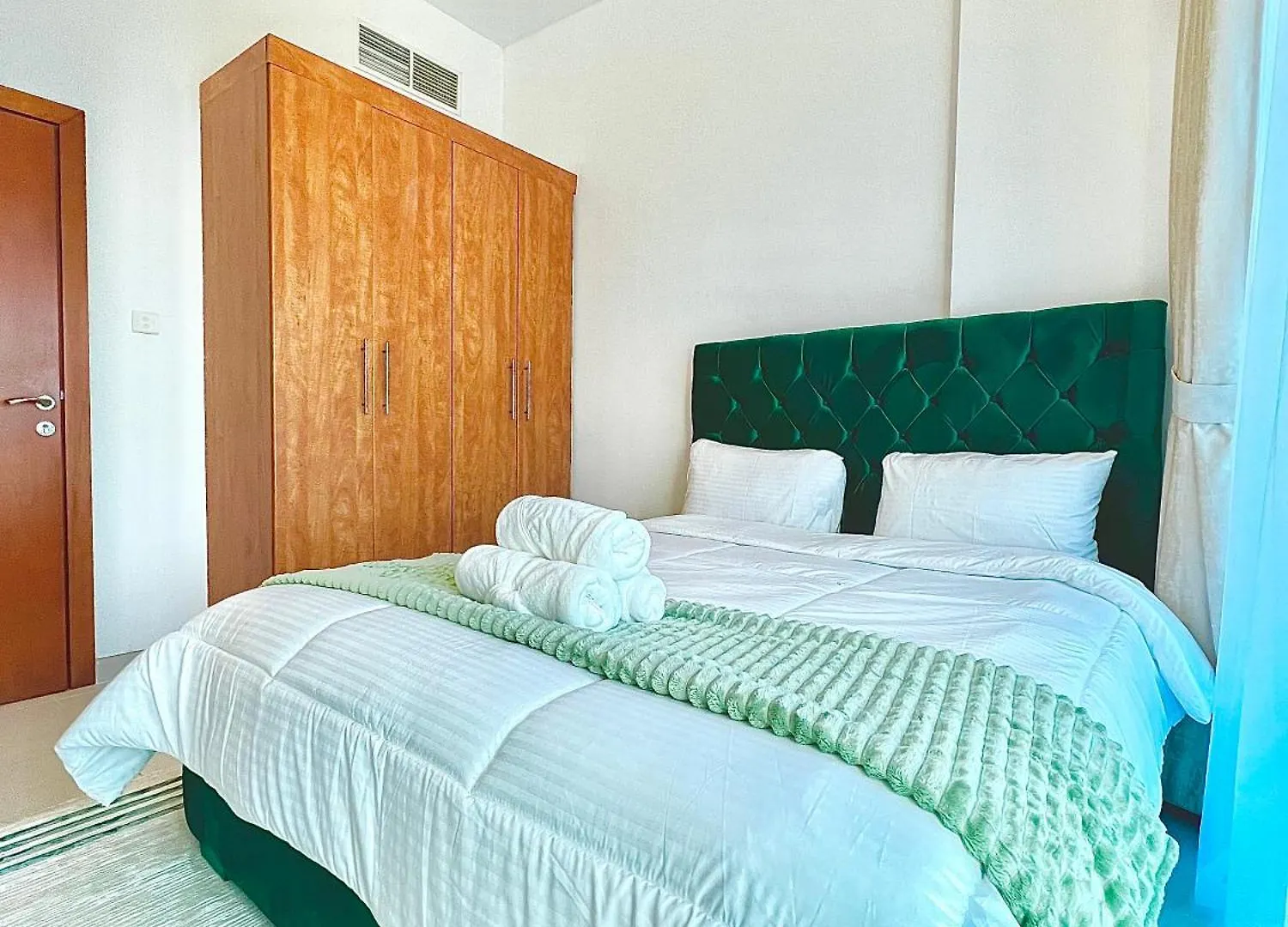 Stunning 2Br Marina View Apt Close To Jbr Dubai Apartment